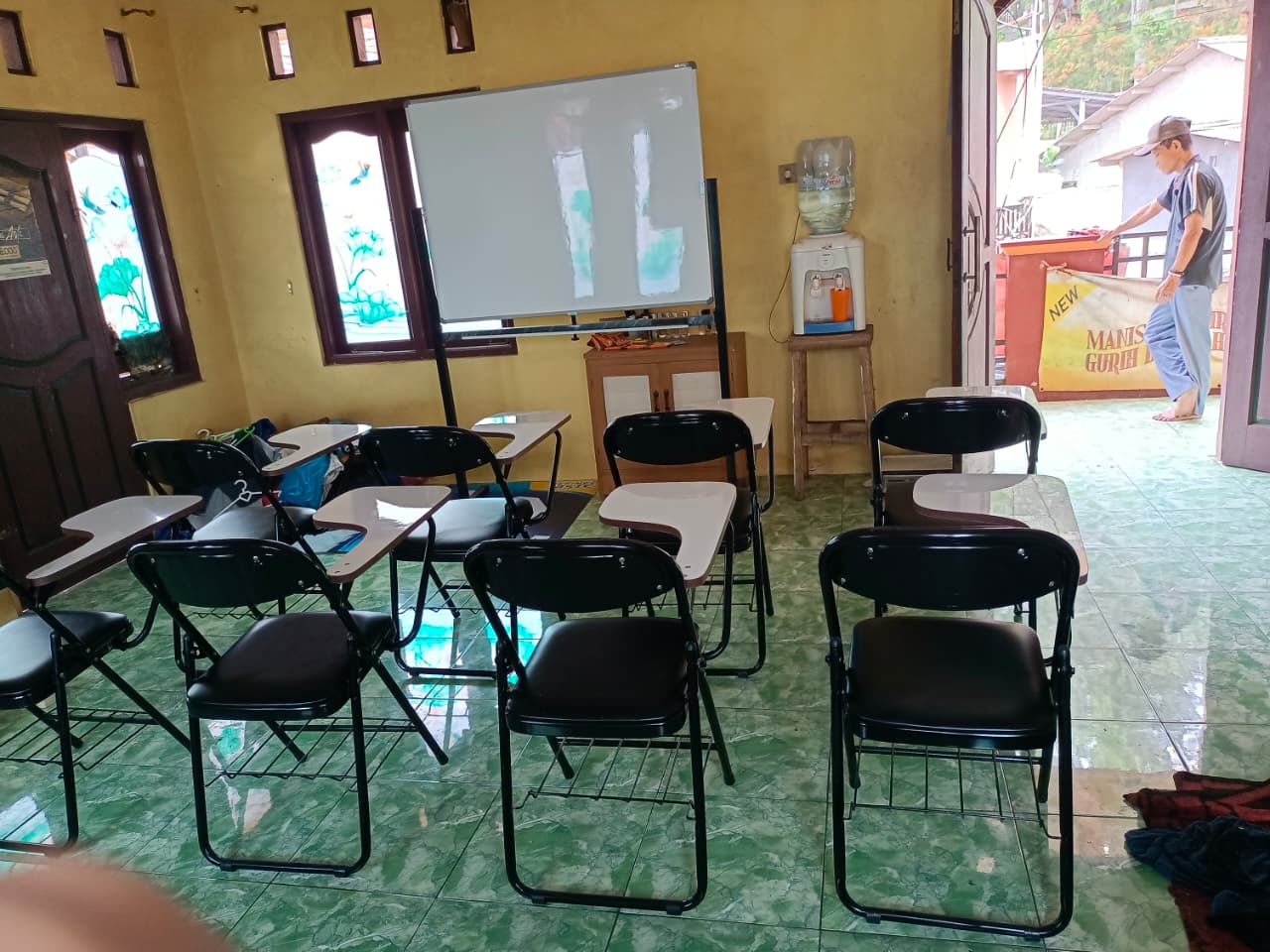 Fasilitas Ruang Pelatihan KMB